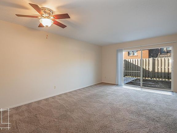 4th image of 411 Thurber Dr E #I