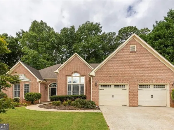 3445 Fox Hollow Dr, Marietta, GA 30068