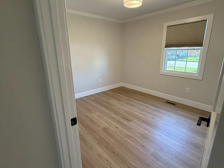 2207 Boxwood Ln — Photo 7