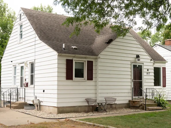 917 Clearview St, Kalamazoo, MI 49048