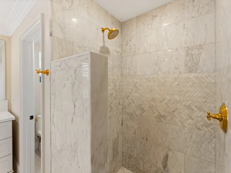 21261 Baeza Cir — Photo 10