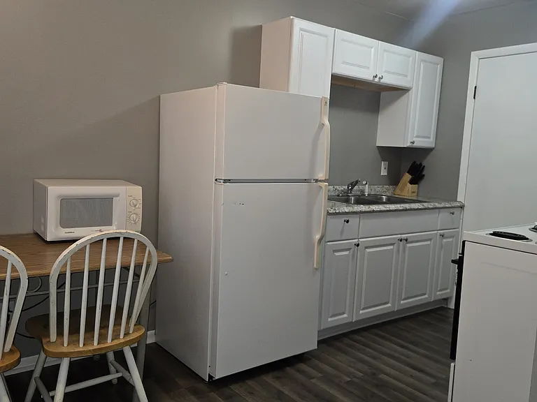 105 Hobart St #5 — Photo 10