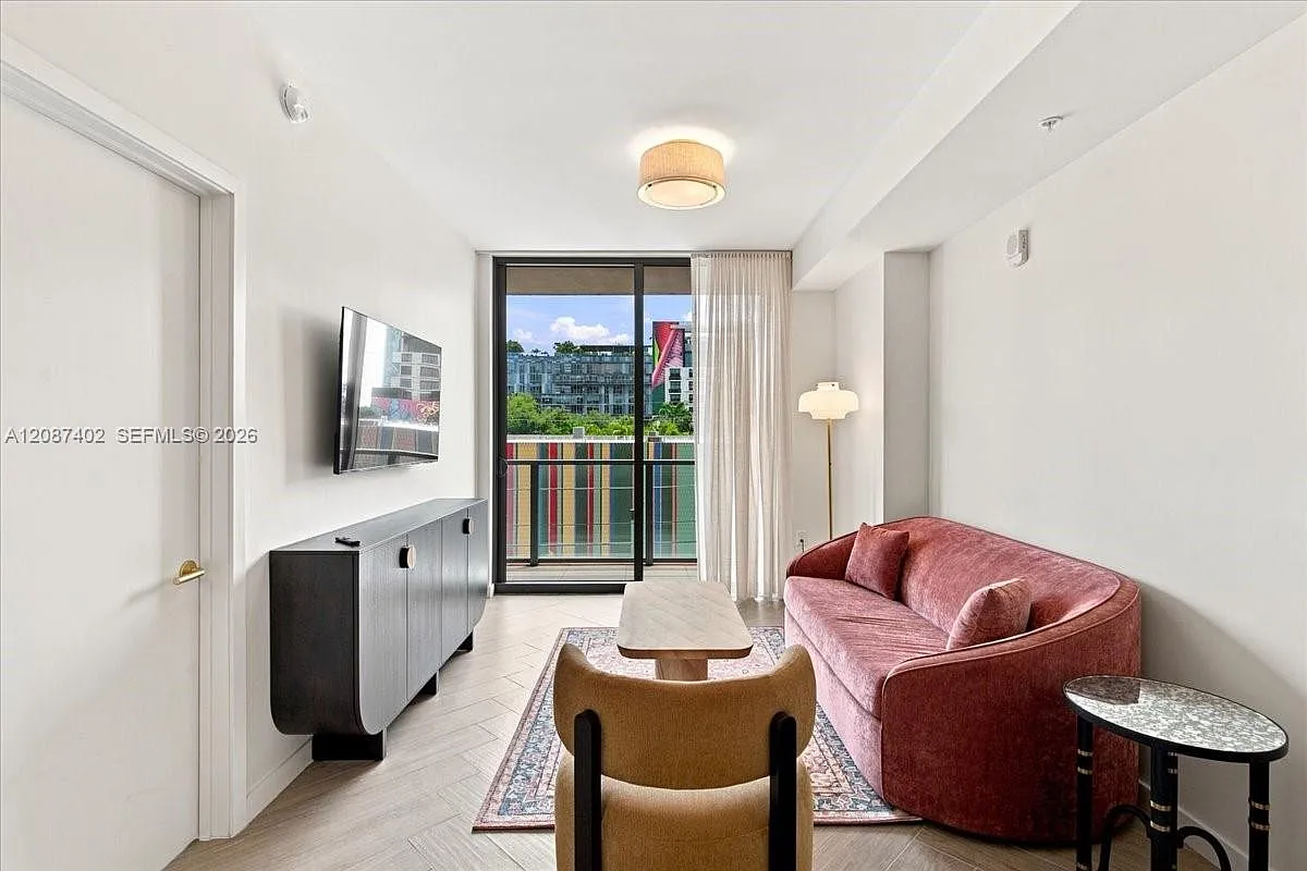 Nomad Residences Wynwood — Photo 2