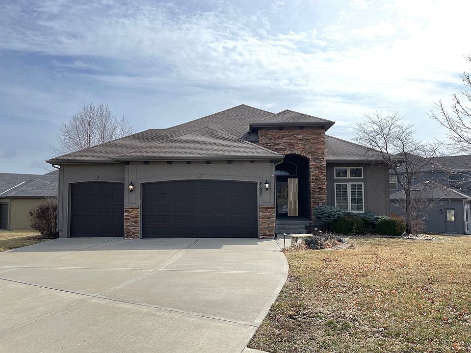 1st image of 4501 NE 91st St