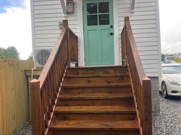 235 Governor Hall St #C, Gretna, LA 70053