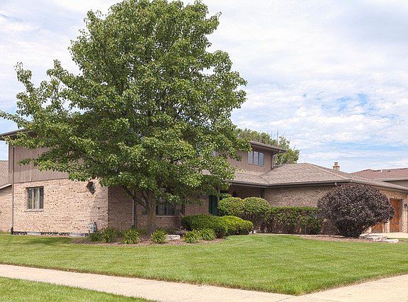 2nd image of 17648 Cloverview Dr
