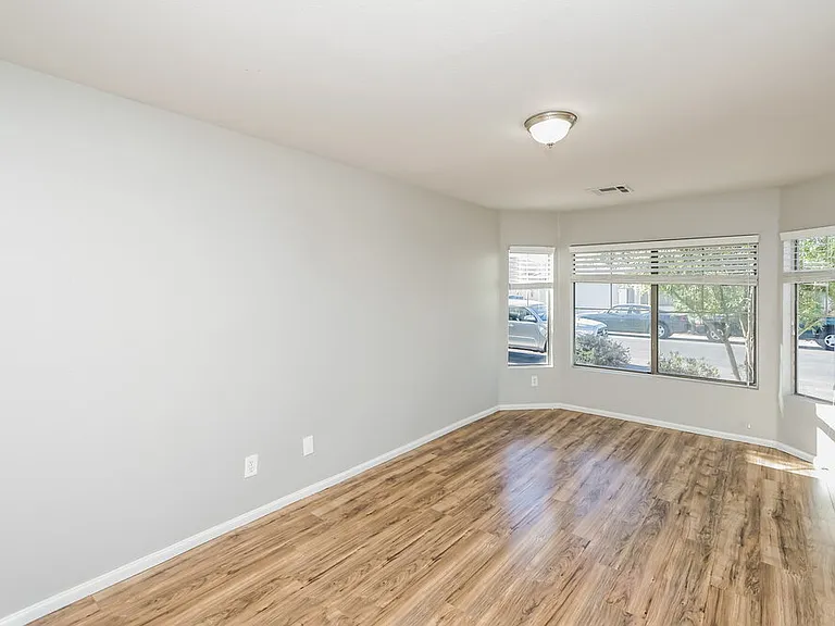 6468 Duck Hill Springs Dr — Photo 13