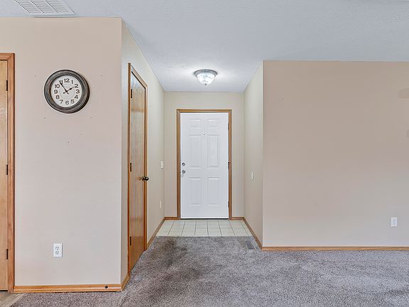 5th image of 3853 W Lombard Street