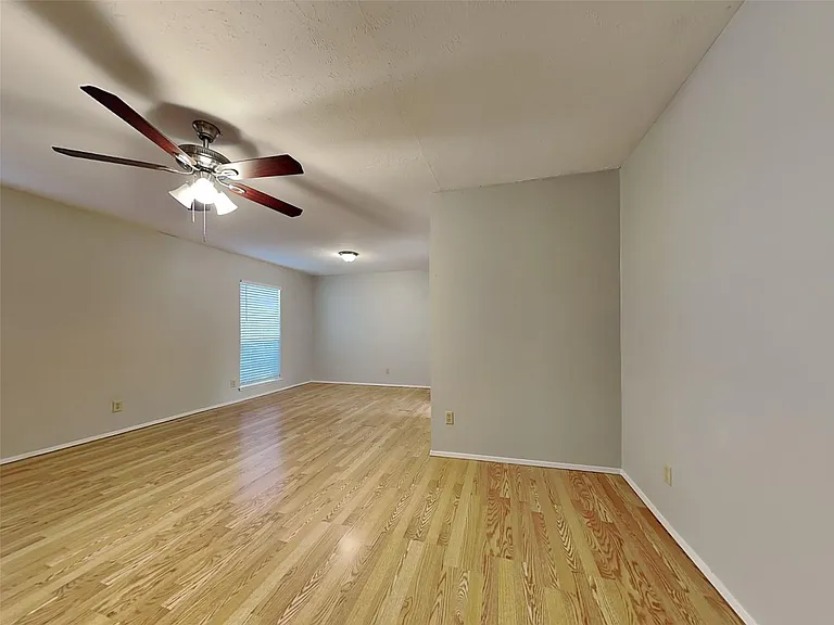 3326 Janwood Ln — Photo 6
