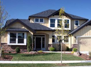 689 W Valentino Dr, Meridian, ID 83646
