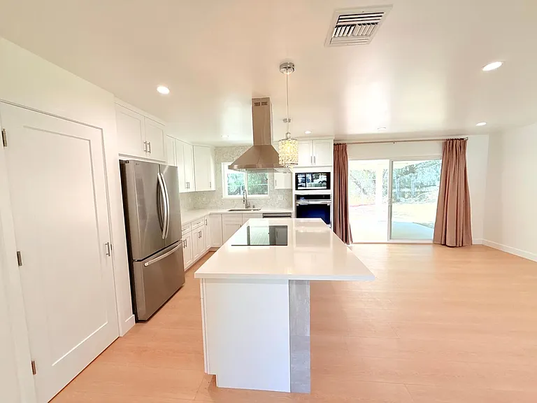 10839 Fellows Avenue — Photo 17