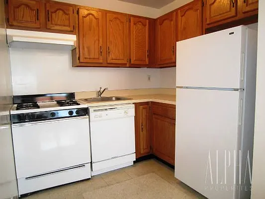 Rented by Alpha Properties NYC I LLC | media 1