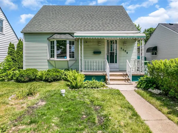 1176 California Ave, Windsor, ON N9B 2Z9