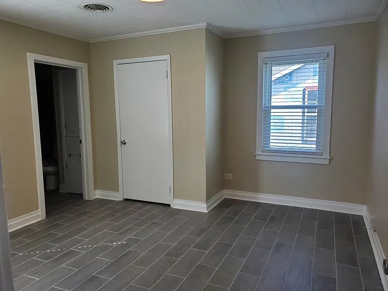 606 Maple St — Photo 8