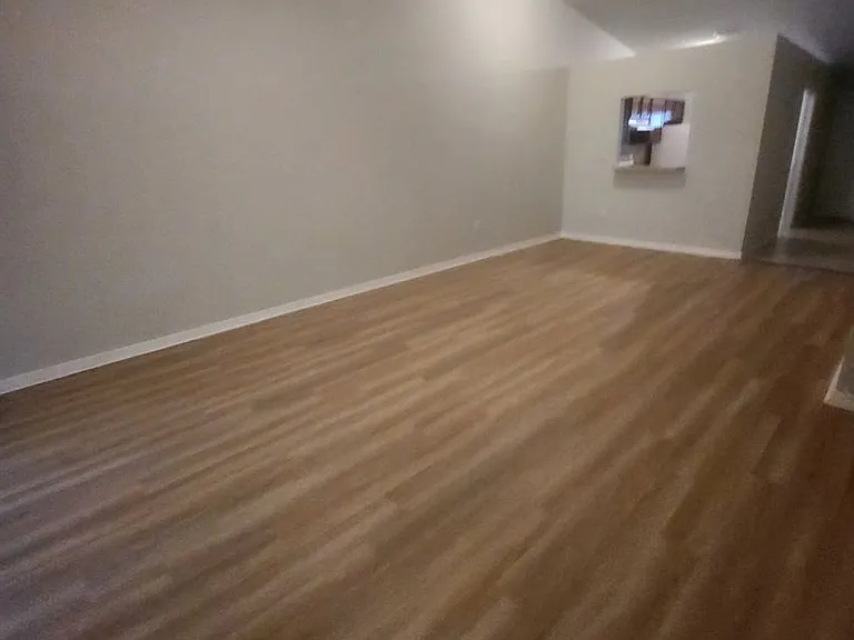2824 Coleman Ct W — Photo 3