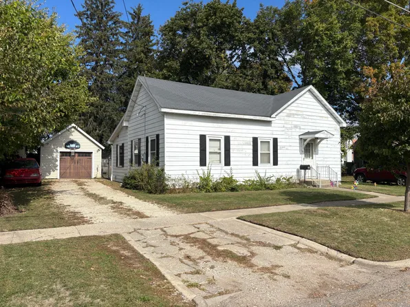 303 Williams St, Sturgis, MI 49091