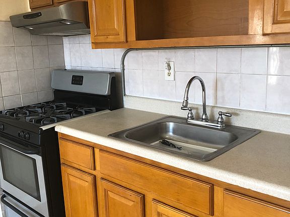 4th image of 8787 Bay Pkwy #1
