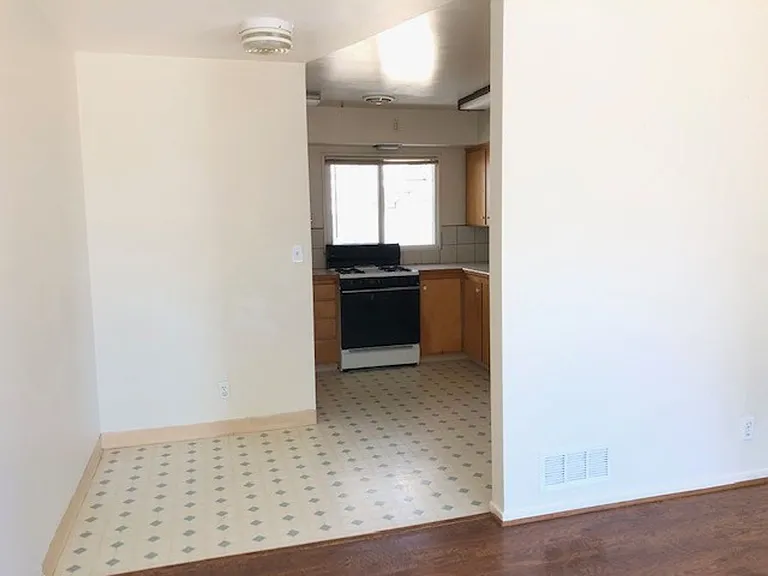 4795 SW Maple Ave — Photo 7