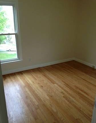 5th image of 4900 Goddin Ct