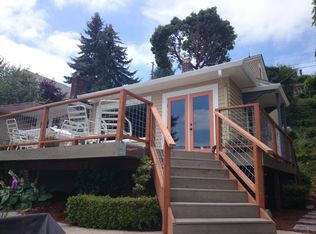 645 Randolph Pl, Seattle, WA 98122