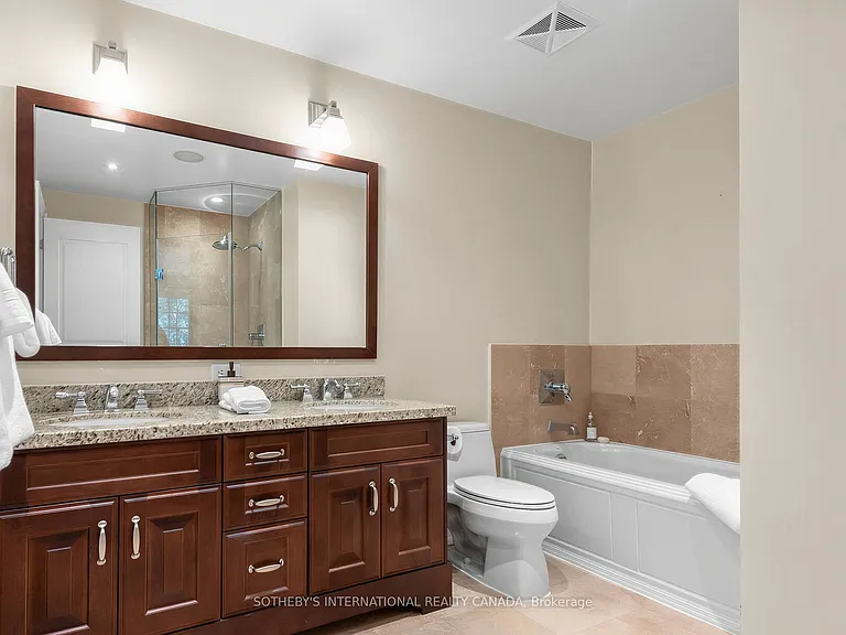 21 Burkebrook Pl #224 — Photo 11