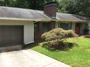 625 Holly Dr, Gainesville, GA
