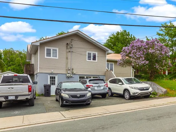 6 Riverview Avenue, Mount Pearl, NL A1N1M1