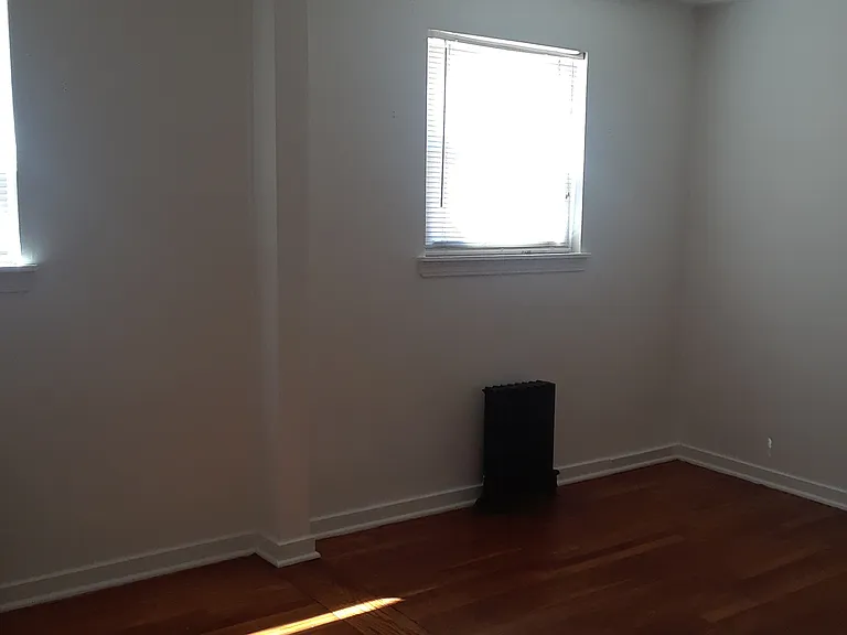 1000 Hartman St #5 — Photo 8