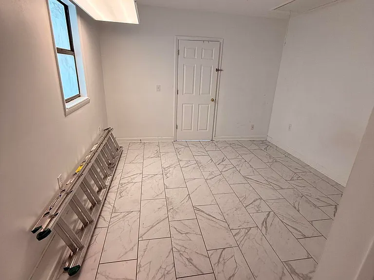 925 Hunting Ridge Rd — Photo 19