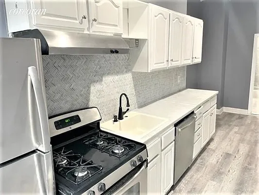 Rented by Corcoran | media 24