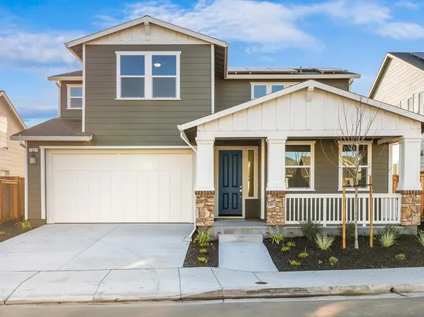 7337 Willowglen Drive, Rohnert Park, CA 94928