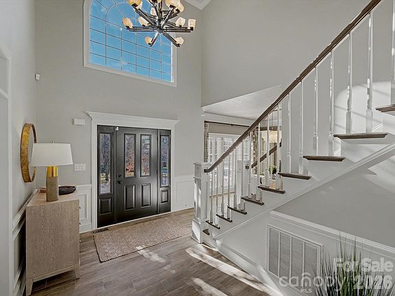 3rd image of 6801 Rea Croft Dr