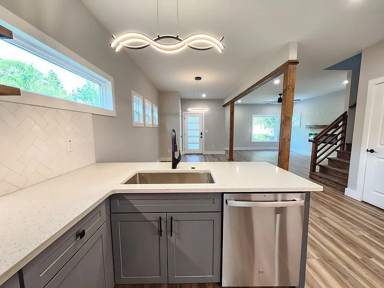 108 Tracy Ave — Photo 11