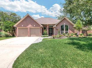 2502 S Strathford Ln, Kingwood, TX 77345