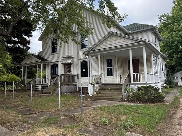 1028 Oak St, Flint, MI 48503