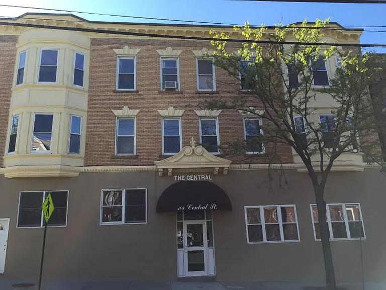 110 Central St #3 — Photo 13