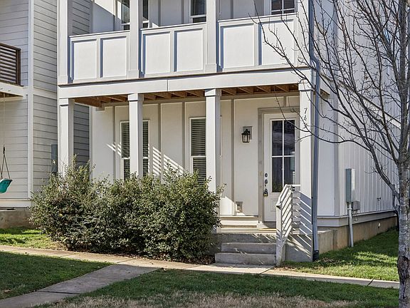 4th image of 743 Cottage Park Dr