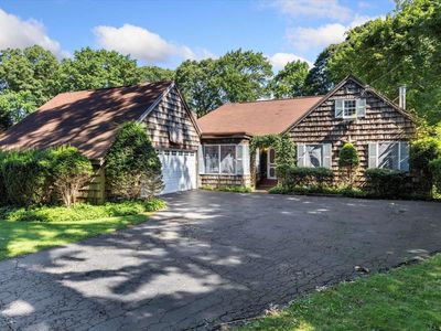25 Oakwood Avenue, Miller Place, NY, 11764