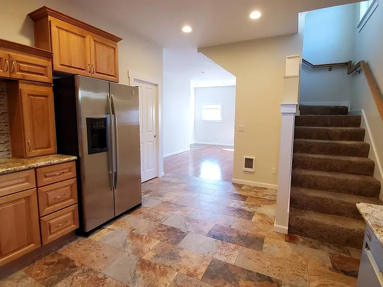 1823 21st Ave #1 — Photo 2