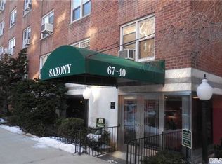 6740 Booth St, Forest Hills, NY 11375