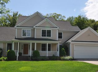 30 Beech Tree Pl, South Kingstown, RI 02879