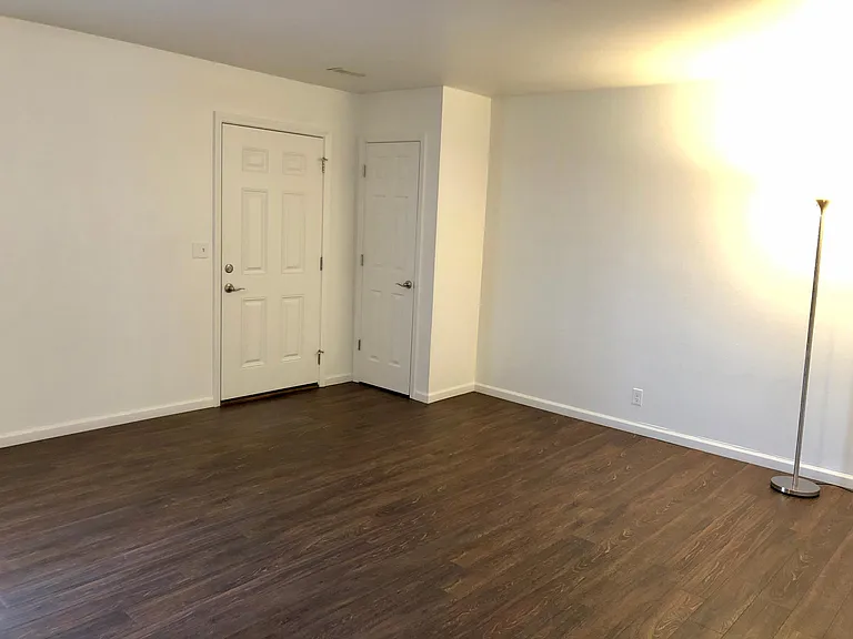 1034 Spring Valley Rd #3 — Photo 4