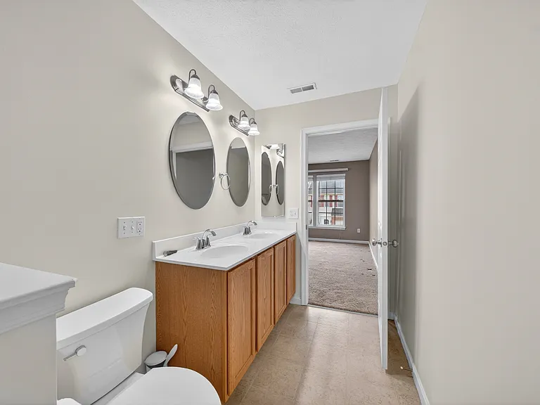 109 Clay Ct — Photo 11