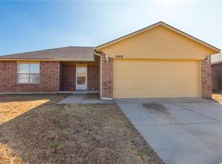 1048 NW 19th St, Moore, OK 73160