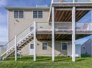 17 Major Arnold Rd, Narragansett, RI 02882