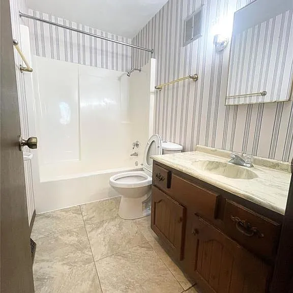139 Stacy Dr — Photo 9
