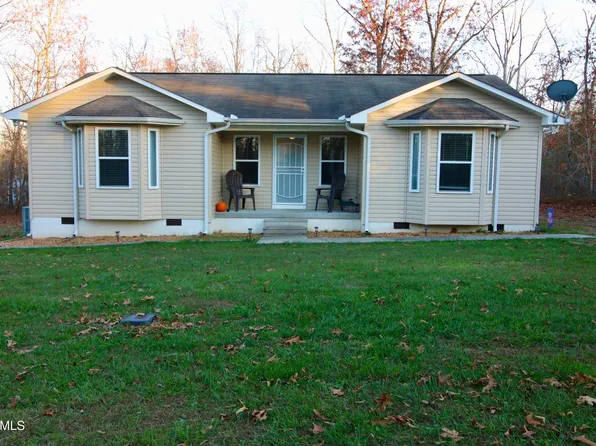 5017 Yurch Dr, Crossville, TN 38572