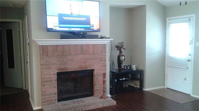 2nd image of 2921 Monticello Ln