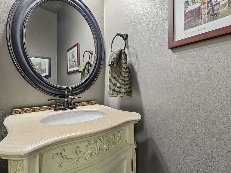 4227 Republic Dr — Photo 16