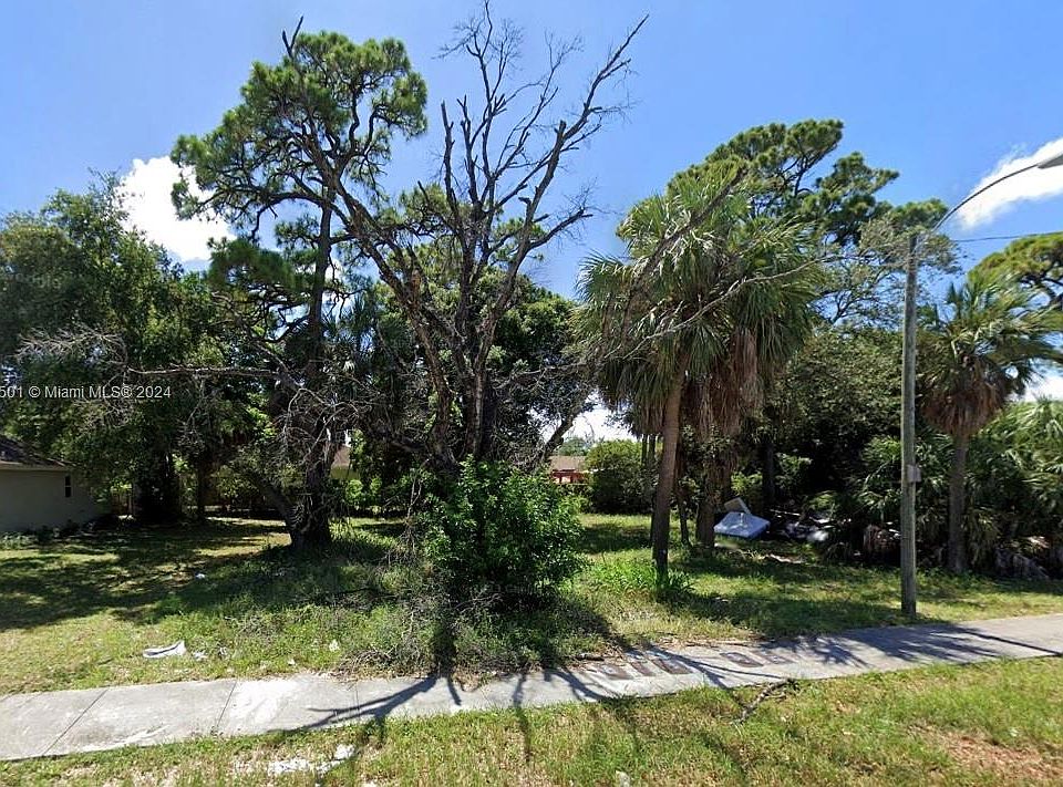 2nd image of 867 NW 27th Ter